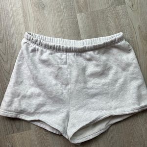 ARITZIA TNA Cozy Fleece 2” Sweatshort